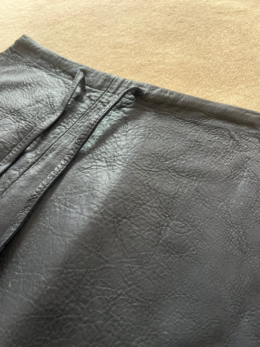 STÆRK ARCHIVE |
LA MAÎTRESSE LEATHER DRAWSTRING PANTS / BLUE / LIMITED EDITION