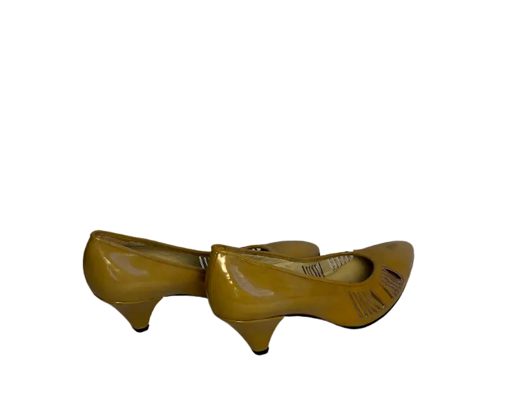 STÆRK ARCHIVE | THE WILD SWANS CUTOUT HEEL / LACQUER TAN