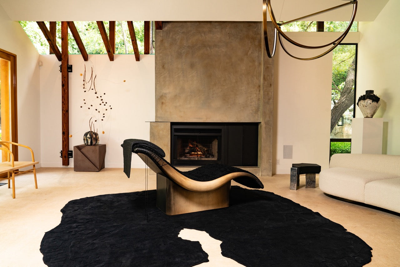 THE SIGNATURE CHAISE NO. 1