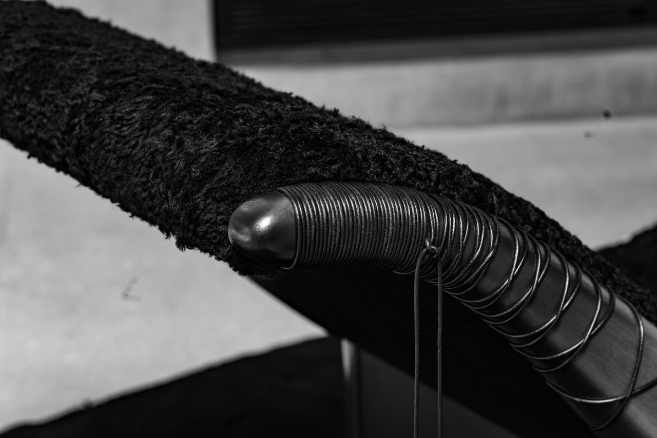 THE SIGNATURE CHAISE NO. 1