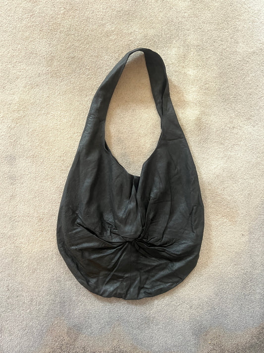 LA MAÎTRESSE SHOULDER KNOT BAG / BLACK LEATHER / LIMITED EDITION