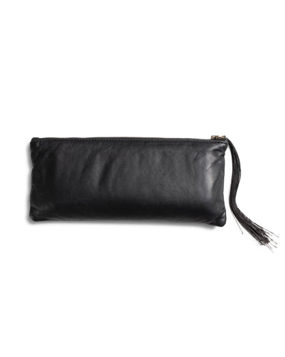 THE SIGNATURE CLUTCH