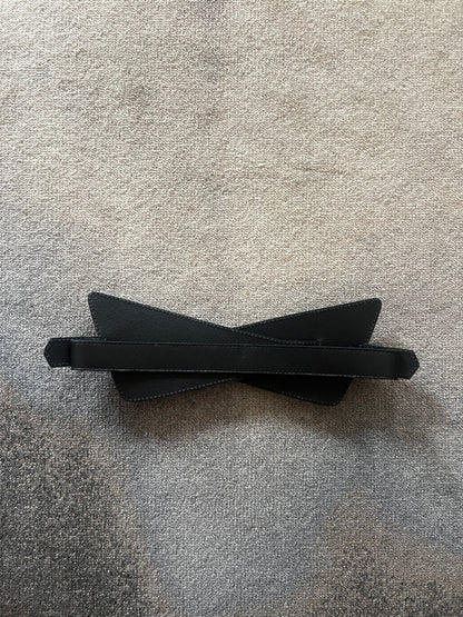 LA MAÎTRESSE CROSS BELT / BLACK LEATHER / LIMITED EDITION