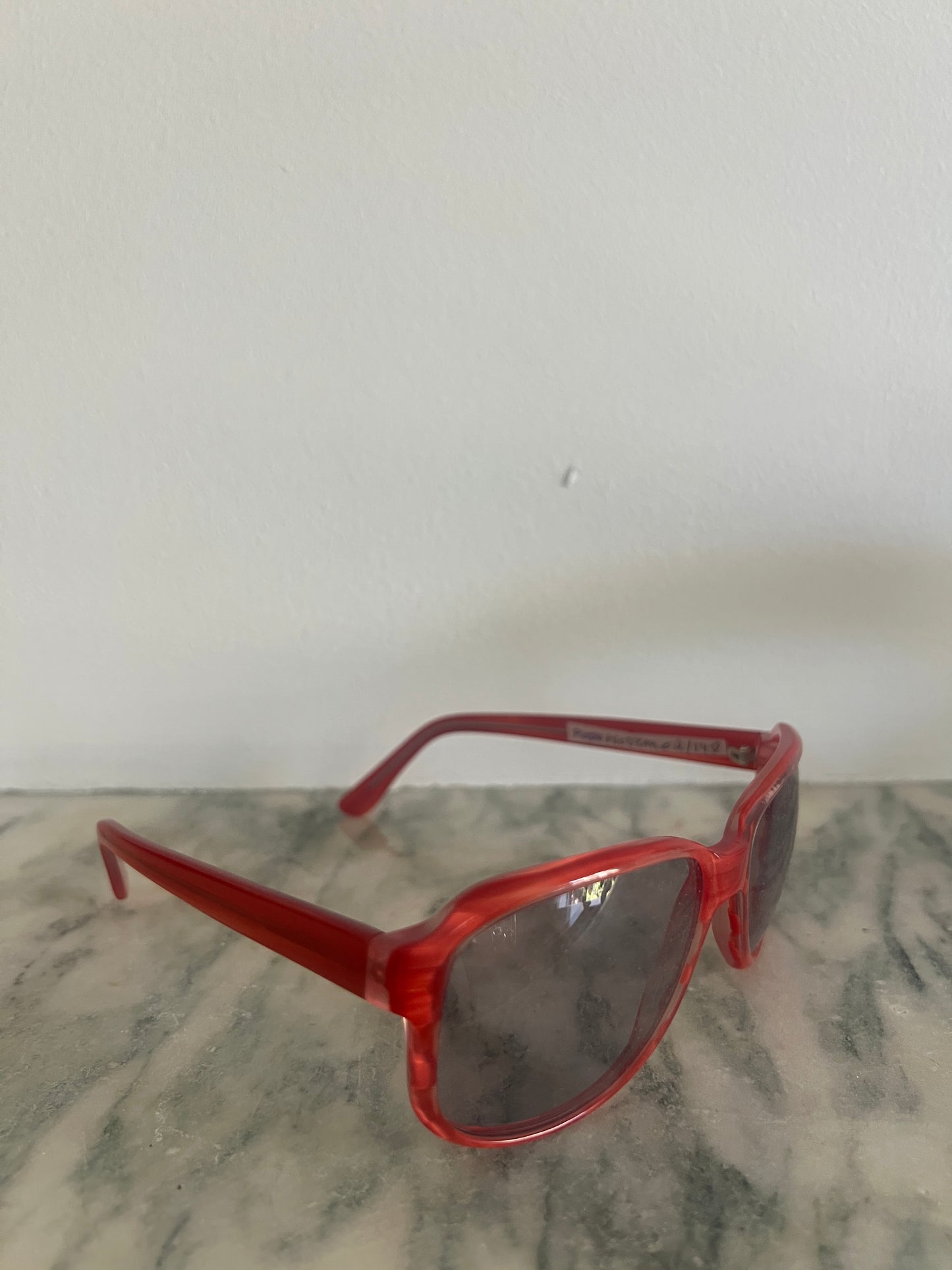 STÆRK ARCHIVE | EYEWEAR CS04 / SMOKE RED