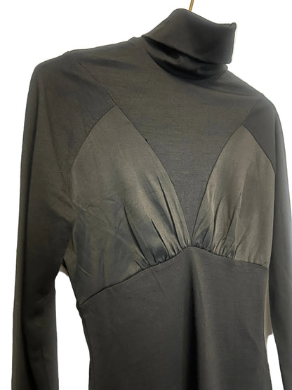 STÆRK ARCHIVE | 
THE CAVALIÉR CUPPED TURTLENECK / BLACK / LIMITED EDITION