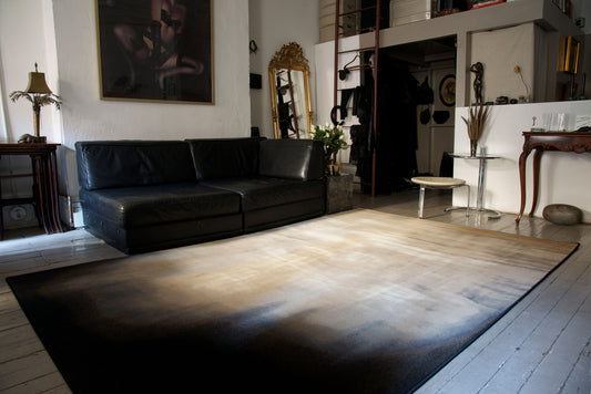 THE BLIXEN RUG
