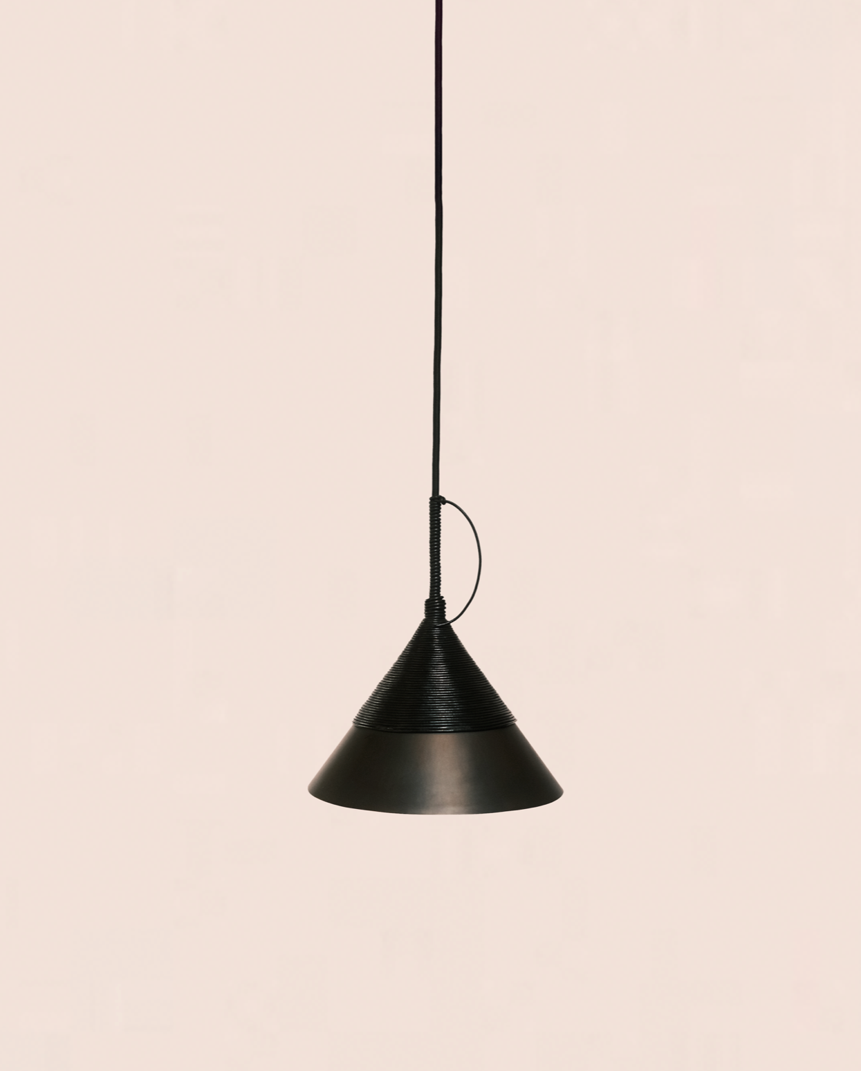 THE LEATHER KNOT PENDANT