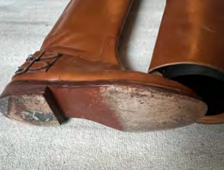 STÆRK ARCHIVE | 
CAVALIÉR BLACK BUCKLE RIDING BOOT / COGNAC