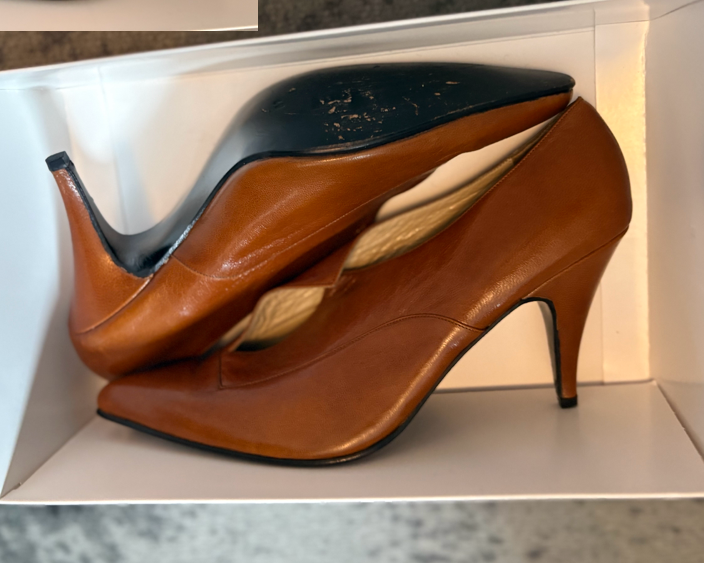 STÆRK ARCHIVE | THE WILD SWANS FRONT SLIT STILETTO / ASSORTED