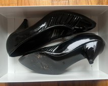STÆRK ARCHIVE | THE WILD SWANS CUTOUT HEEL / ASSORTED
