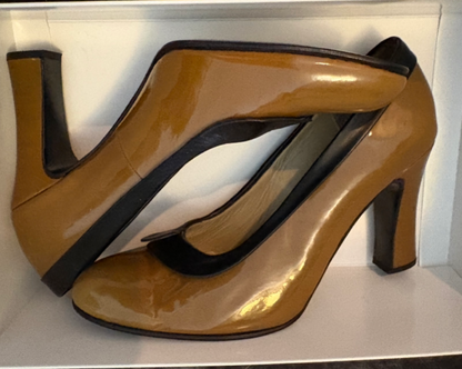 STÆRK ARCHIVE | LA MAÎTRESSE COLAR BLOCK HEEL PUMP / ASSORTED