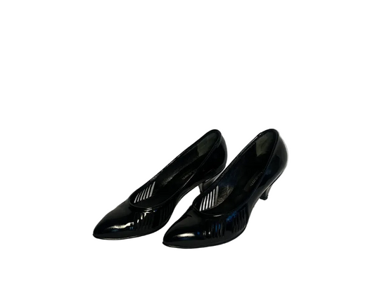 STÆRK ARCHIVE | THE WILD SWANS CUTOUT HEEL / BLACK
