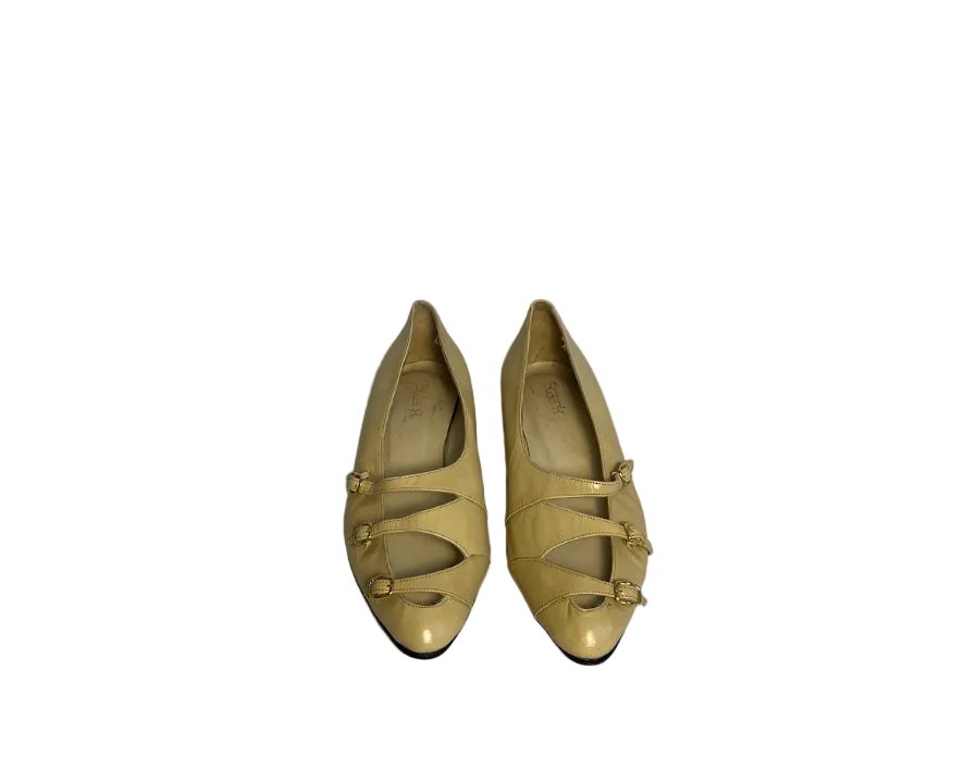 STÆRK ARCHIVE | WALK WITH ME BUCKLE BALLERINA / BUTTER & WHITE