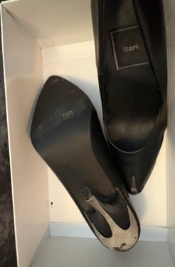 STÆRK ARCHIVE | THE PHOTOGRAPHER STEEL CAP HEELS / BLACK