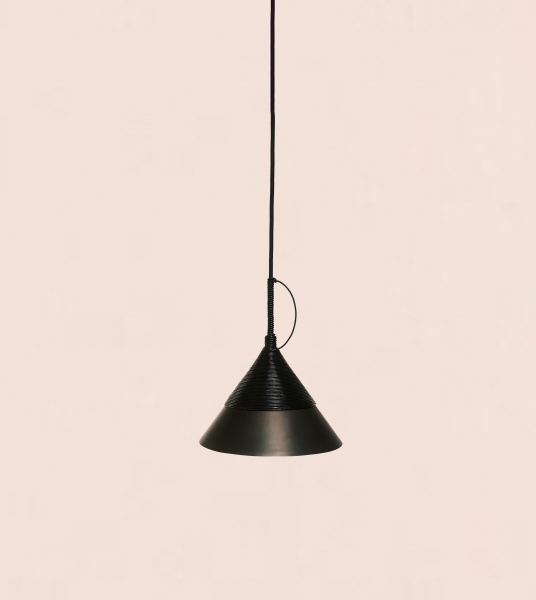 THE LEATHER KNOT TABLE LIGHT
